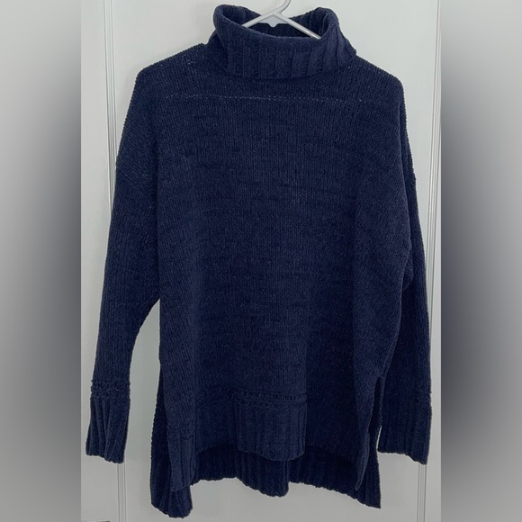 Aerie Navy Blue Chenille Turtleneck Sweater - Size: S - Picture 1 of 3